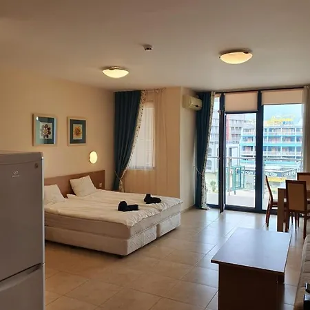 Trakia Plaza 公寓 阳光海滩